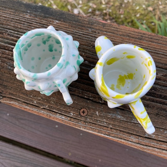 NWT Set of 2 Anthropologie Vita Shot Glasses Puffer Fish Shark Chartreuse Mint - Picture 7 of 16